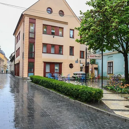 Jókai Family Apartman Apartman Eger