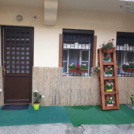 Jókai Family Apartman *